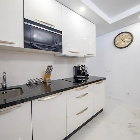 Apartment Ponderosa 615, Americas, One Bedroom With Large Terrace And Ocean View, Next To Siam Park *